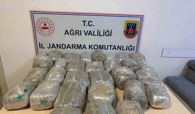 Ağrı’da 32 kilogram esrar ele geçirildi