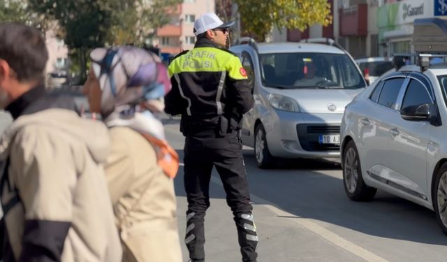 Ağrı’da huzur ve güvenlik için denetimler sürüyor