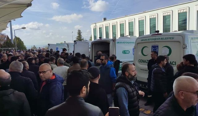 Alkolden zehirlendiği iddia edilen 14 yaşındaki Hiranur son yolculuğuna uğurlandı