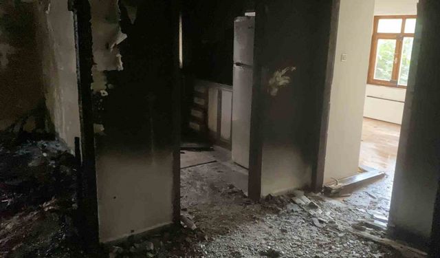 Ankara’da 4 katlı binada yangın