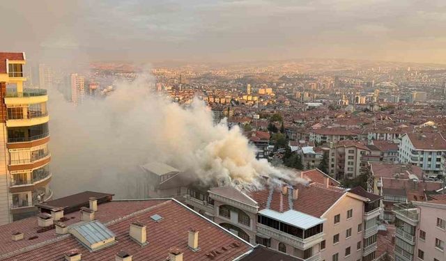 Ankara’da çatı katı yangını