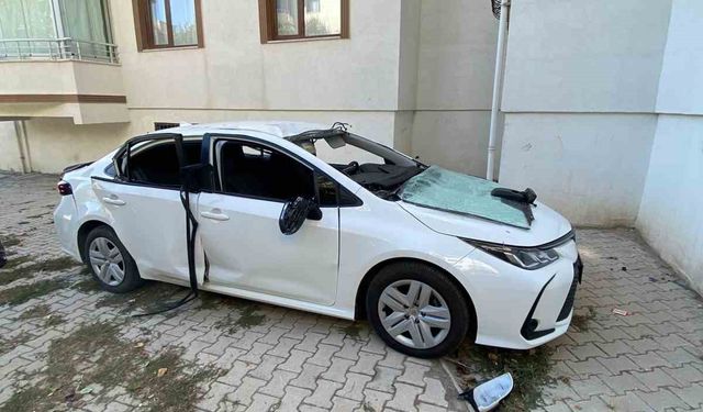 Aracın içinde çakmak gazı tüpü patladı: 1 çocuk yaralı