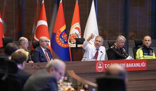 Bakan Yerlikaya: "36 maddelik trafik kanunu 1 Ocak 2026’dan itibaren yürürlüğe girecek"