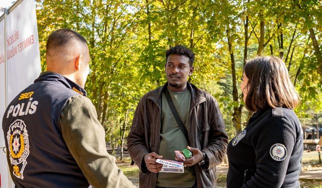 Bilecik’te öğrenciler dolandırıcılık ve güvenlik konularında bilgilendirildi