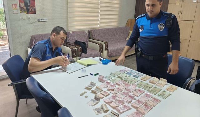 Dilencilik yapan kadın yarım saatte bin 32 lira topladı