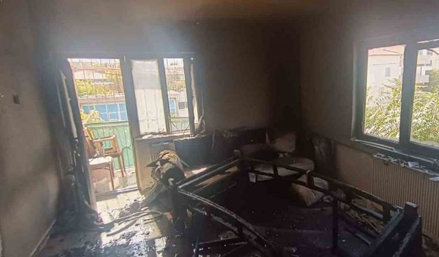 Elbistan’da ikamet yangını