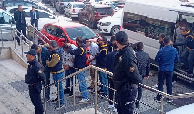 Emekli madenciyi 2,5 milyon lira dolandıran 5 şüpheli tutuklandı