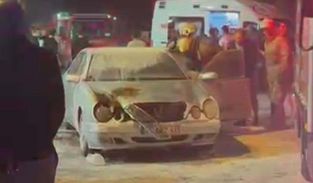 Eşiyle kavga etti, otomobiliyle birlikte kendini ateşe verdi