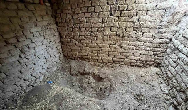 Eskişehir’de 14 yıl sonra ahırdan çıkarılan cesedin gömüldüğü yer görüntülendi