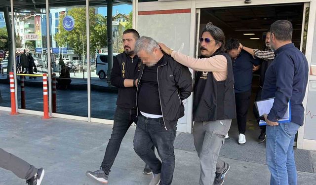 Galericiyi öldüren baba oğul adliyeye sevk edildi