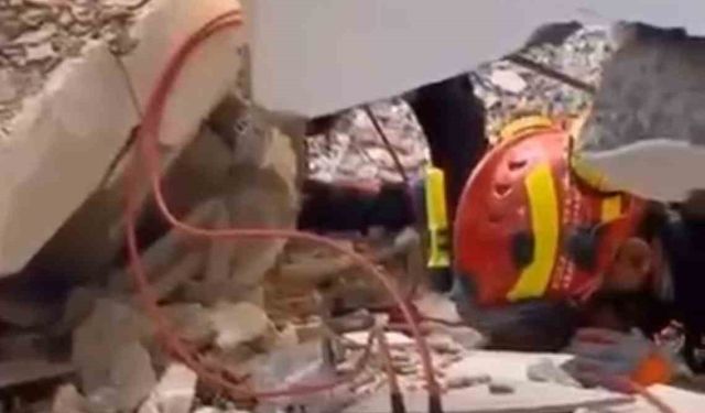 Gebze’deki enkazın altından umudun çığlığı böyle yükseldi