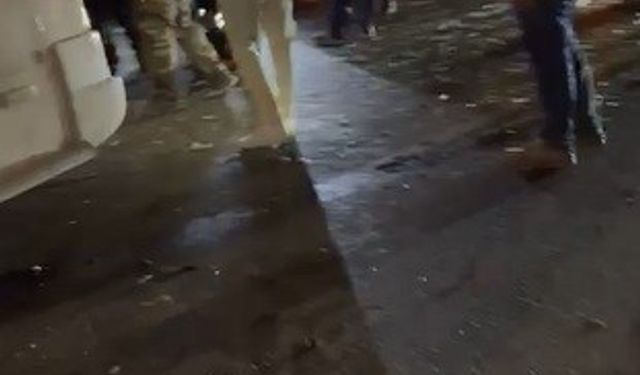 Hatay’da yolcu minibüsü traktöre çarptı: 15 yaralı