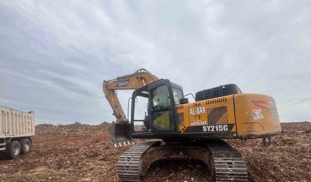 Hazine arazisinde izinsiz kazı yaptılar, jandarmadan kaçamadılar