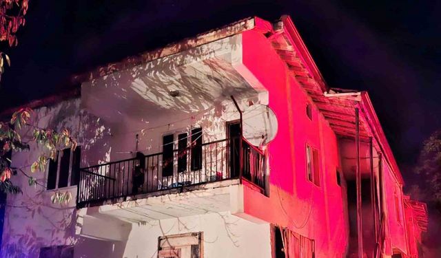 Hisarcık’ta bir evin yatak odasında çıkan yangın büyümeden söndürüldü