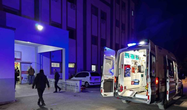 İki şahıs arasındaki bıçaklı kavgada 1 kişi yaralandı