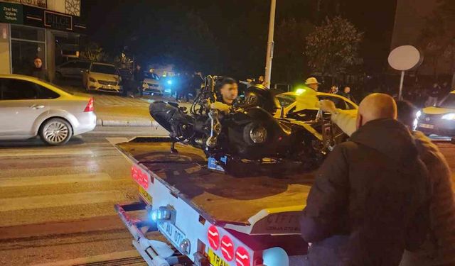 Isparta’da otomobil ile motosiklet çarpıştı: 1 ölü, 1 ağır yaralı