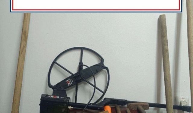 Jandarmadan define avcılarına suçüstü: 4 gözaltı