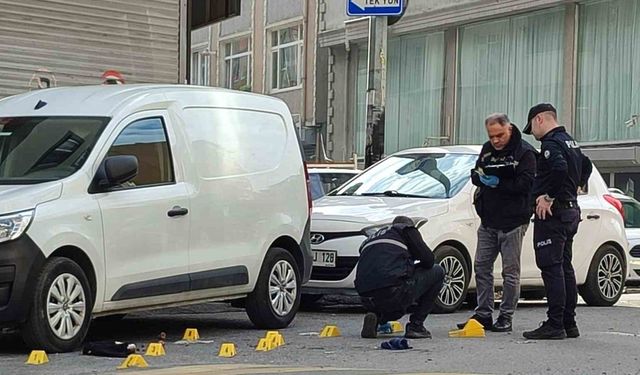 Kağıthane’de sokak ortasında cinayet: 15 el ateş ederek kaçtı