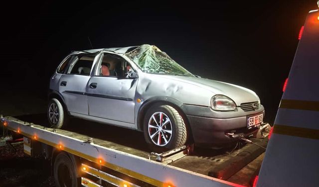 Keşan’da otomobil takla attı: 2 yaralı