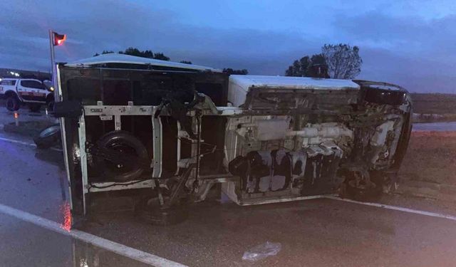 Kırklareli’nde kırmızı ışık ihlali kaza getirdi: 2 yaralı