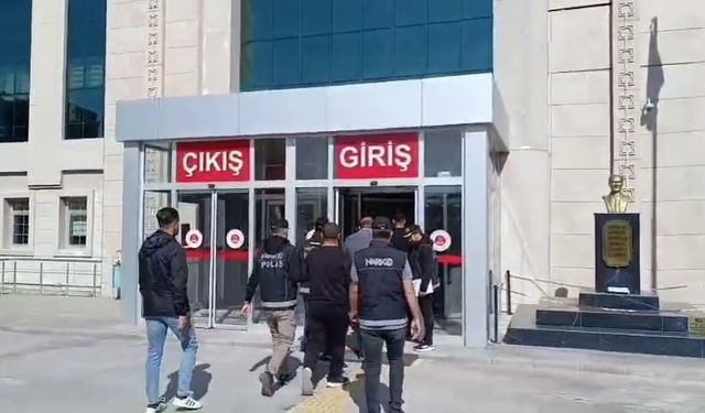 Kırmızı bültenle aranan zanlı Niğde’de yakalandı