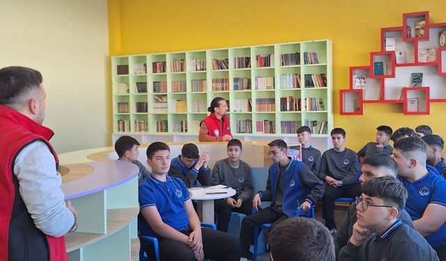 Kütahya’da "Gençlik ve Güvenli Gelecek" projesi