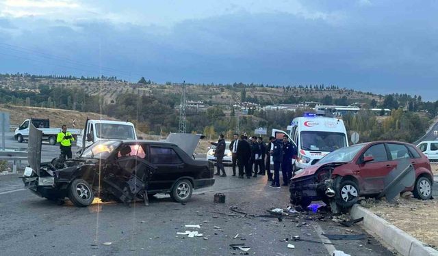 Malatya’da iki aracın çarpıştı kazada 3 kişi yaralandı