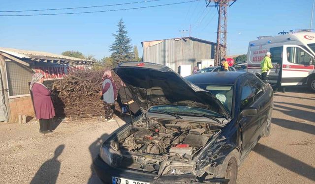 Malatya’da otomobil ile minibüs çarpıştı: 4 yaralı