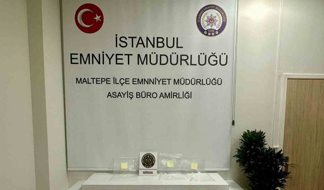 Maltepe’de zula adresine yapılan operasyonda çok miktarda uyuşturucu ele geçirildi