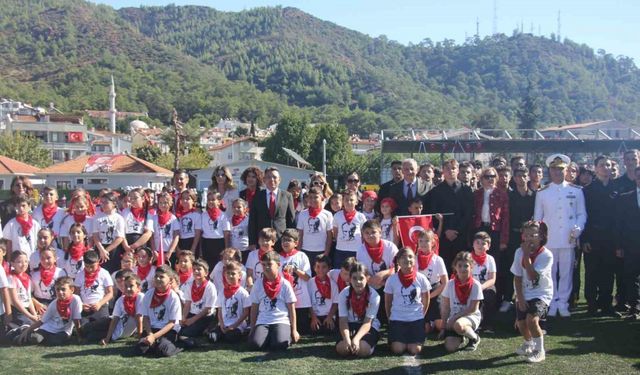 Marmaris’te Cumhuriyet’in 102. yılı coşkuyla kutlandı