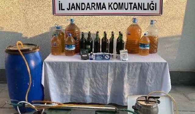 Niğde’de kaçak alkol operasyonu: 195 litre kaçak içki ele geçirildi