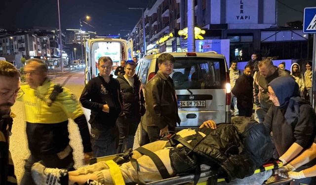 Park halinde ki araca saplandı: 1 yaralı
