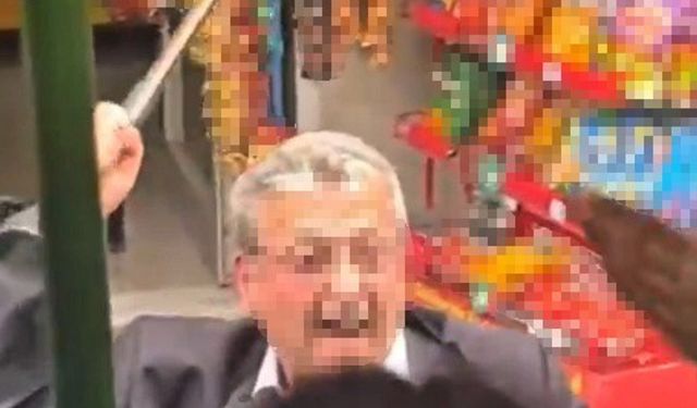 Pendik’te özel halk otobüsünde bastonlu kavga: 1 kişi yaralandı