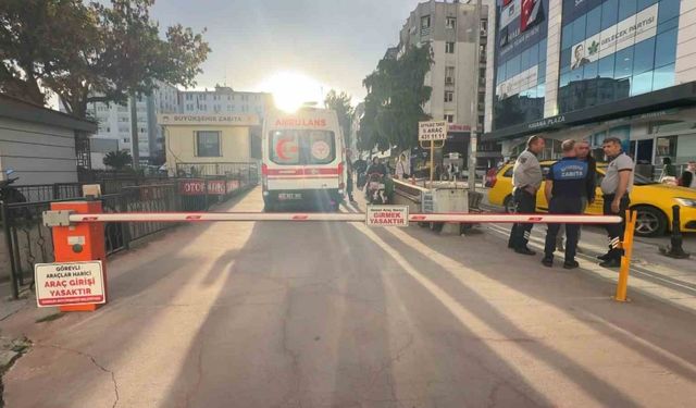 Samsun’da görünmez kaza: Yayanın kafasına bariyer çarptı