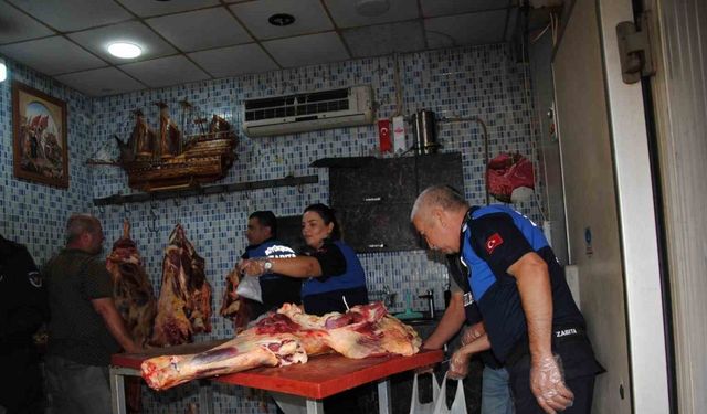 Şanlıurfa’da 1 ton kokmuş ve bozuk et ele geçirdi