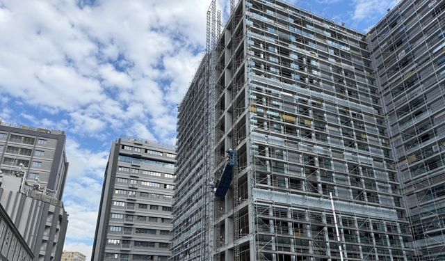 Şantiyedeki yük asansörü kazasında yaralananların sayısı 8’e yükseldi