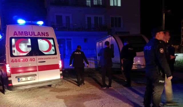 Sokak ortasında silahla başından vurulmuş halde bulundu