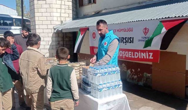 Tekman’da Gazze için hayır çarşısı düzenlendi