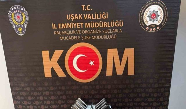 Uşak’ta otobüste 55 ruhsatsız tabanca bulundu