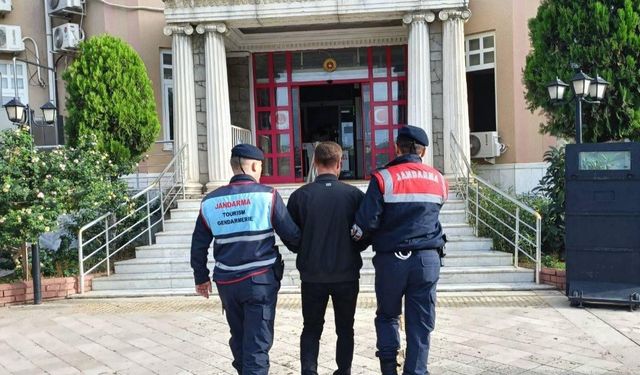Uyuşturucu suçundan aranan şahıs Didim’de yakalandı