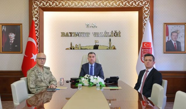 Vali Eldivan, Bakan Yerlikaya başkanlığındaki VKS toplantısına katıldı