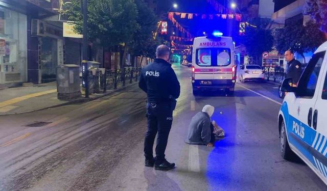 Yaşlı kadına otomobille çarpıp olay yerinden kaçan sürücü kayıplara karıştı