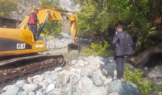 Yüksekova’da kayıp İbrahim Neçir Kom için ekskavatörle arama: Acılı bekleyiş sürüyor