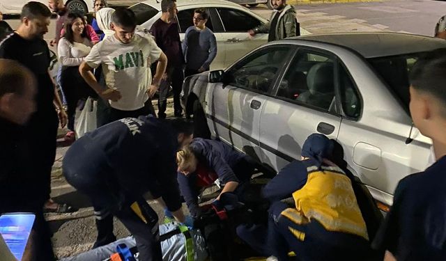 İş makinesi ile çarpışan motosikletli ağır yaralandı