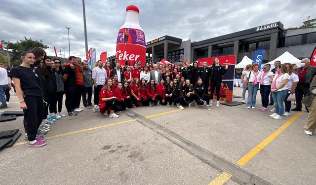 Nilüfer Belediyespor Eker taraftarıyla buluştu
