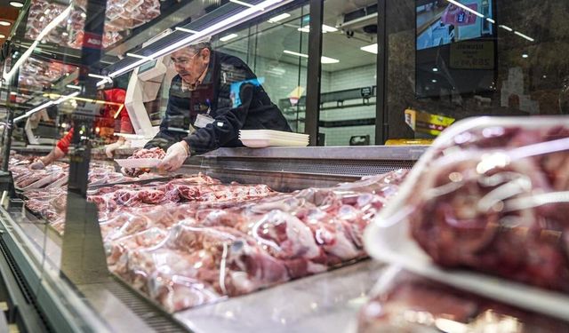 Sosyal medya manipülasyonları piyasayı bozdu: Karkas ete zam geldi