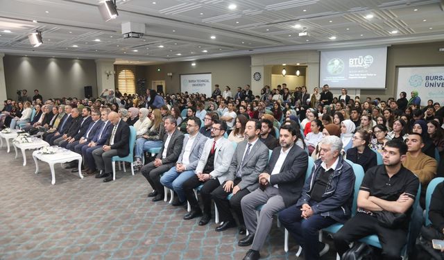 Prof. Dr. Nevzat Tarhan: Dijital bağımlılık yeni neslin en büyük tehdidi