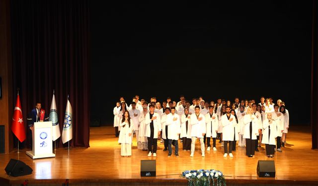 BUÜ diş hekimliği fakültesinde beyaz önlük heyecanı