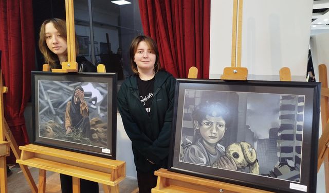 Genç sanatçılar Gazze direnişini tuvale taşıdı