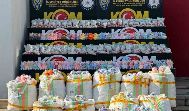 Adana’da 2 bin 605 gümrük kaçağı "Labubu" oyuncak ele geçirildi